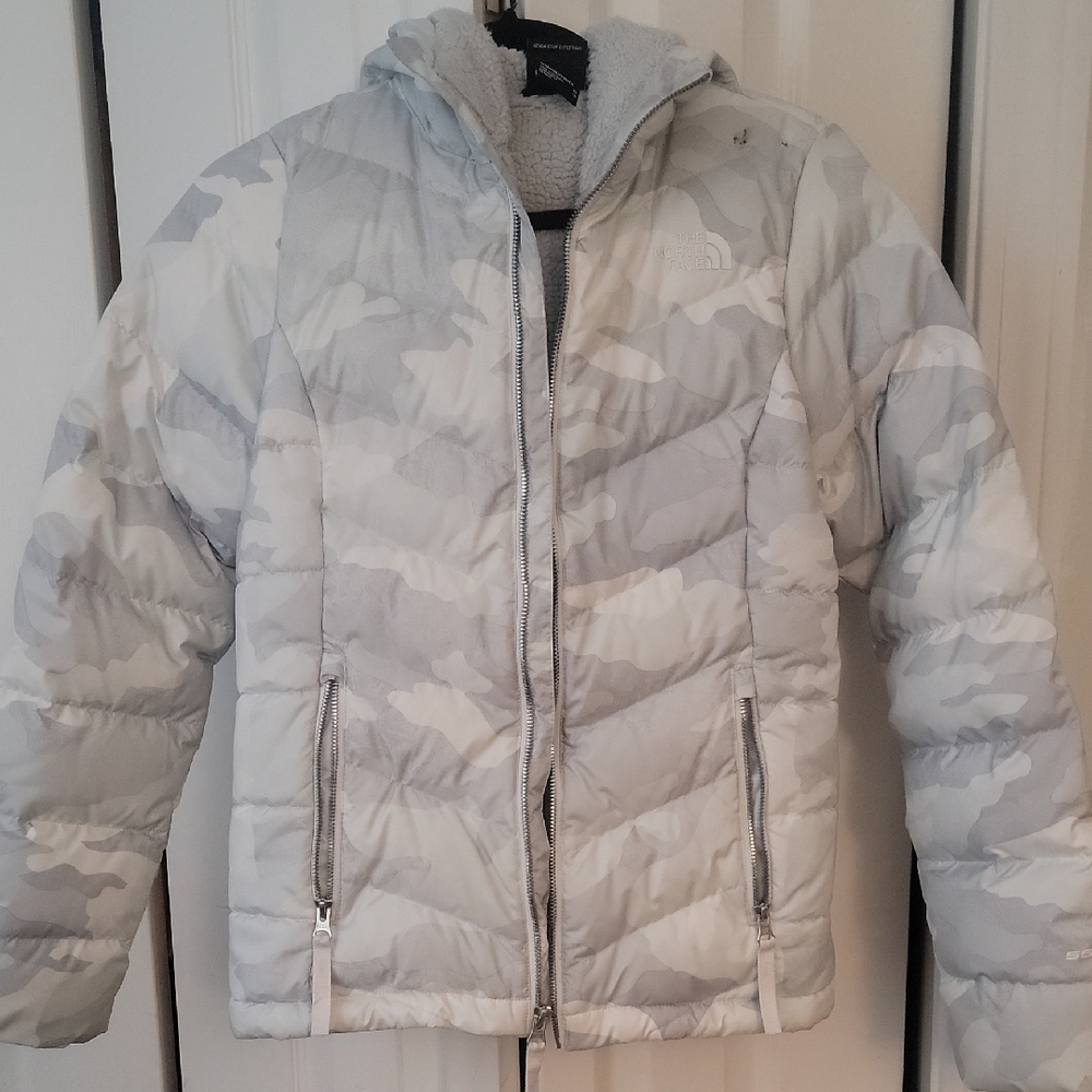 The North Face Gray Camo Womens Coat Xs